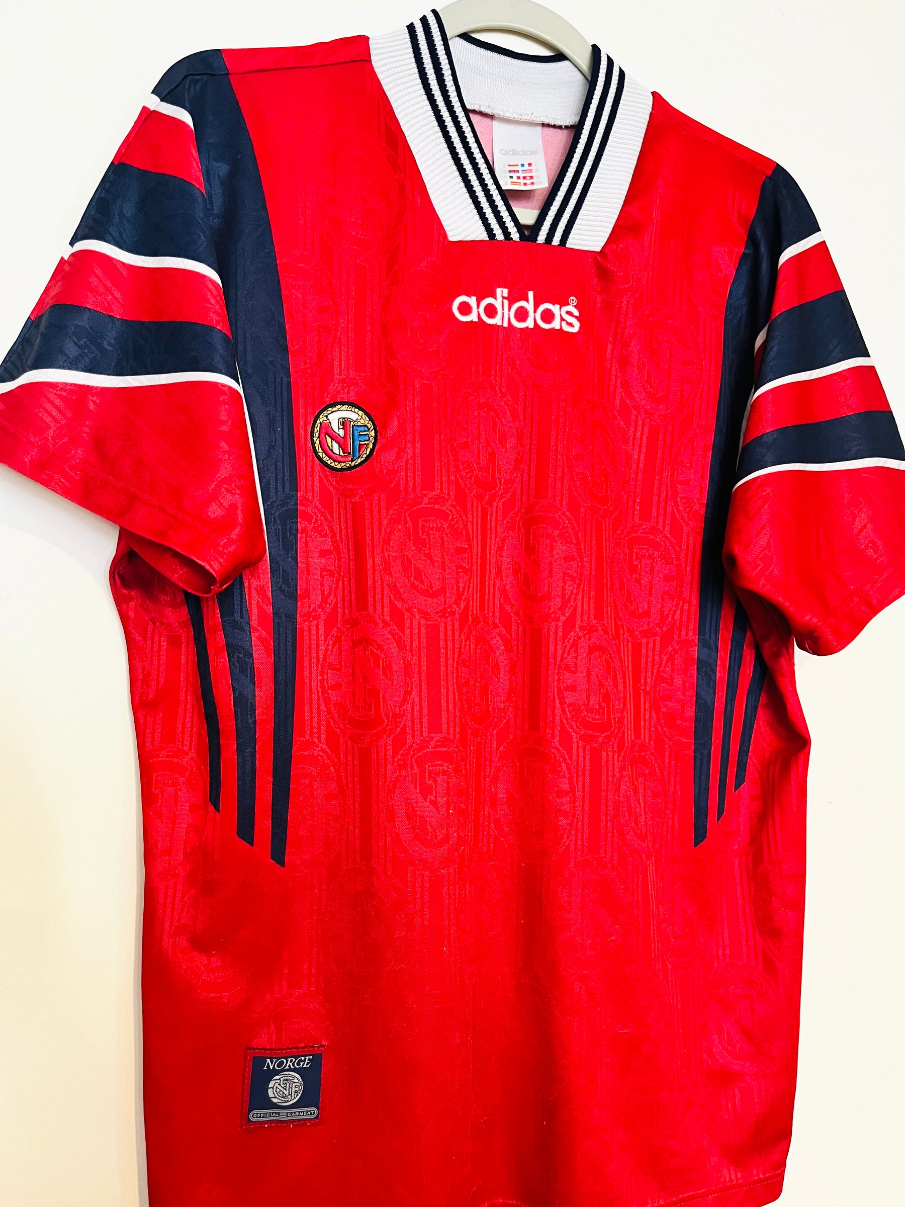 Norway 1996/97 Home Shirt Medium